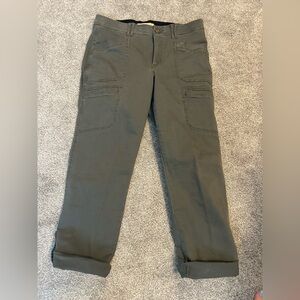 Democracy Sage Green cropped Cargo Pants  Size 12